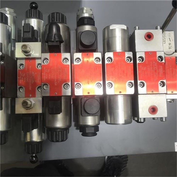 ARGO-HYTOS Electromagnetic Reversing Valve Argo Hytos RPE4-103C11/02400E1 24V DC RPE RPE4